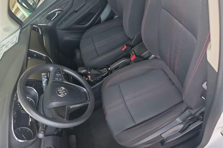 Used Buick Encore 2016 18T Automatic Two-Wheel Drive Urban Leading Edition Left Front Seat
