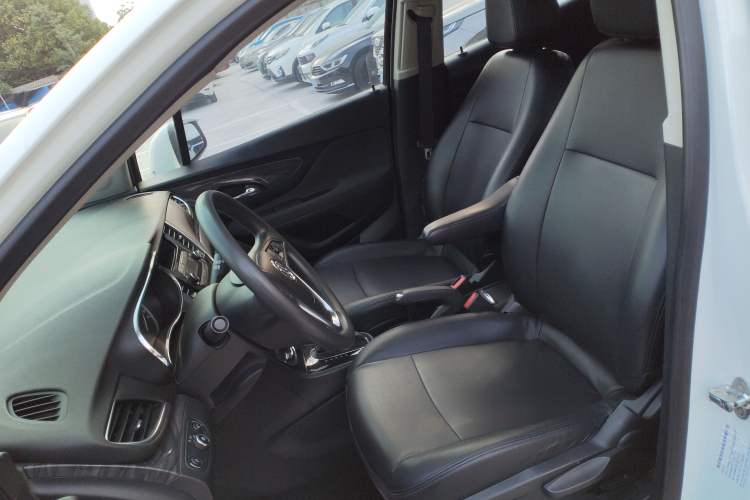 Used Buick Encore 2016 18T Automatic Two-Wheel Drive Urban Leading Edition Left Front Seat