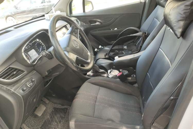 Used Buick Encore 2016 18T Automatic Two-Wheel Drive Urban Fashion Model Left Front Seat