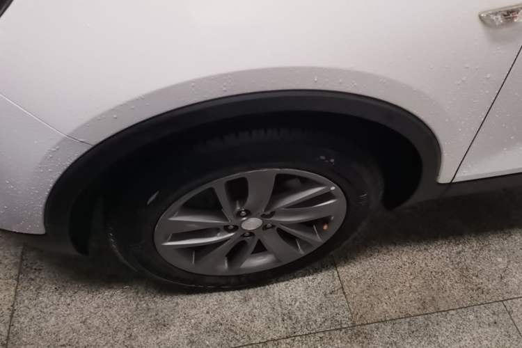Used Buick Encore 2016 18T Manual Two-Wheel Drive Urban Advanced Model Left Front Wheel Hub
