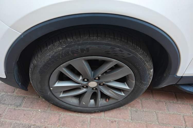 Used Buick Encore 2016 18T Automatic Two-Wheel Drive Urban Leading Edition Left Front Wheel Hub