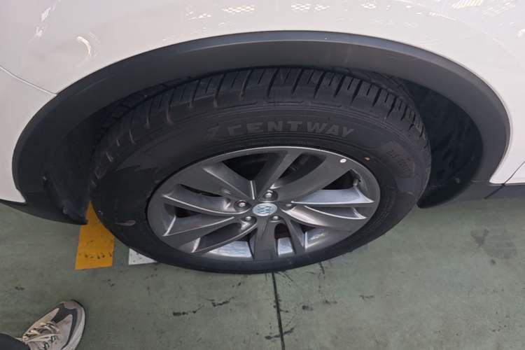 Used Buick Encore 2016 18T Automatic Two-Wheel Drive Urban Leading Edition Left Front Wheel Hub