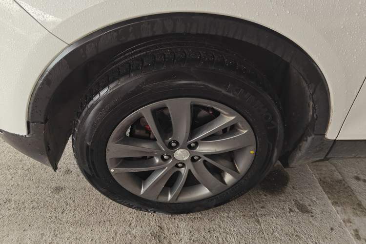 Used Buick Encore 2016 18T Automatic Two-Wheel Drive Urban Leading Edition Left Front Wheel Hub