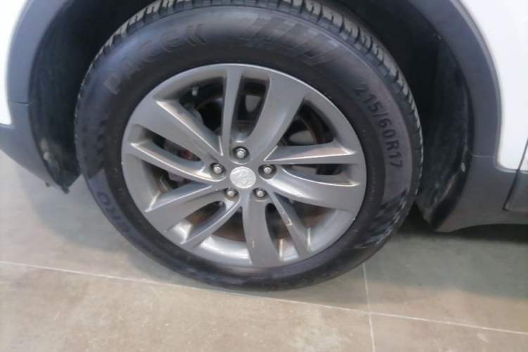 Used Buick Encore 2016 18T Automatic Two-Wheel Drive Urban Leading Edition Left Front Wheel Hub
