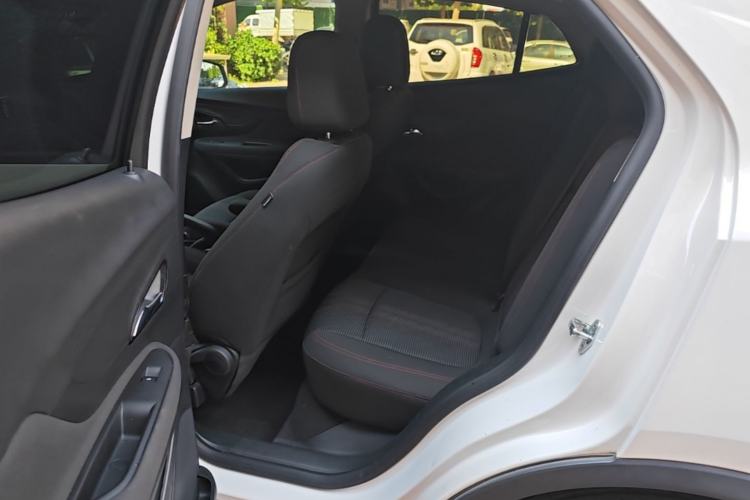 Used Buick Encore 2016 18T Automatic Two-Wheel Drive Urban Leading Edition Left Rear Seat