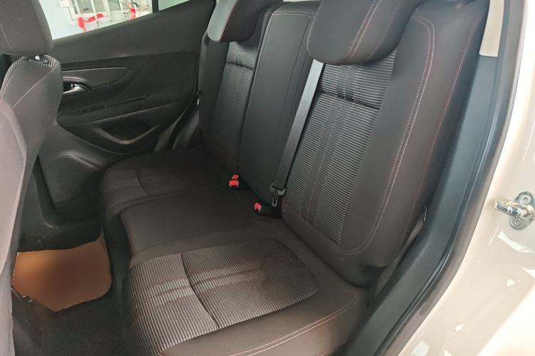 Used Buick Encore 2016 18T Automatic Two-Wheel Drive Urban Leading Edition Left Rear Seat