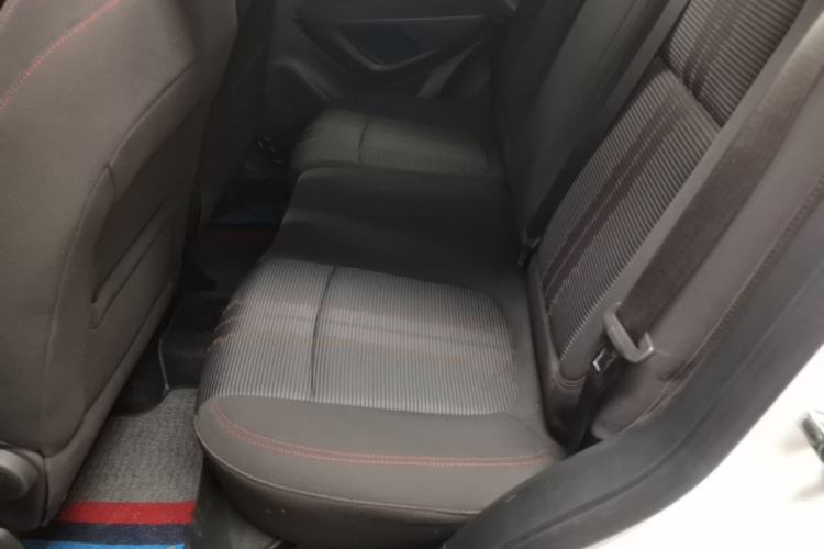 Used Buick Encore 2016 18T Automatic Two-Wheel Drive Urban Leading Edition Left Rear Seat
