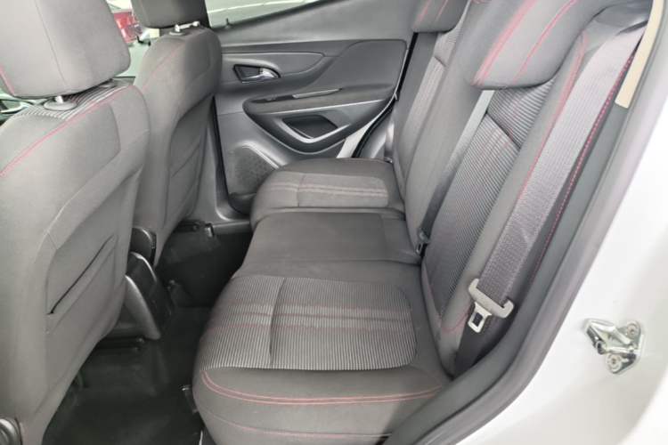 Used Buick Encore 2016 18T Automatic Two-Wheel Drive Urban Leading Edition Left Rear Seat