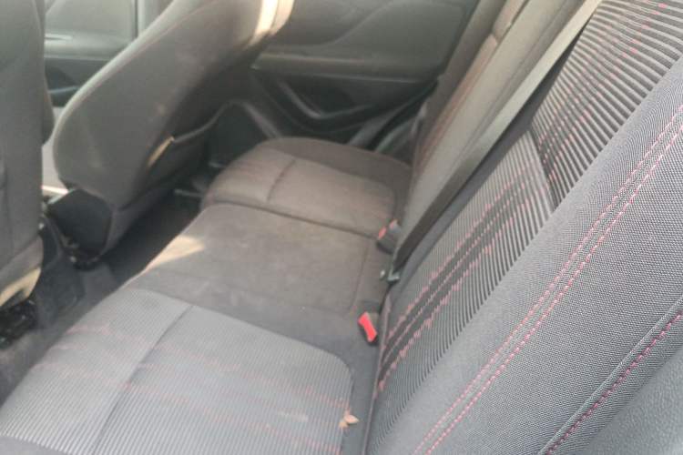 Used Buick Encore 2016 18T Automatic Two-Wheel Drive Urban Leading Edition Left Rear Seat