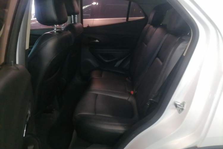 Used Buick Encore 2016 18T Automatic Two-Wheel Drive Urban Leading Edition Left Rear Seat