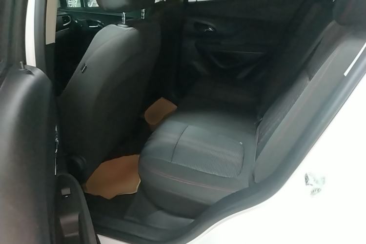 Used Buick Encore 2016 18T Automatic Two-Wheel Drive Urban Leading Edition Left Rear Seat