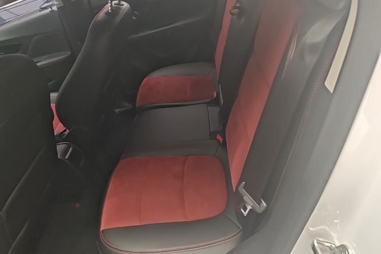 Used Buick Encore 2016 18T Automatic Two-Wheel Drive Urban Elite Model Left Rear Seat