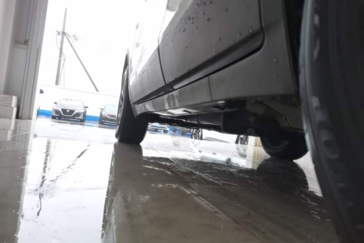 Used Buick Encore 2016 18T Automatic Two-Wheel Drive Urban Fashion Model Left Side Sill