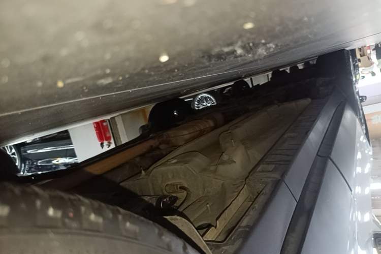 Used Buick Encore 2016 18T Automatic Two-Wheel Drive Urban Leading Edition Left Side Sill