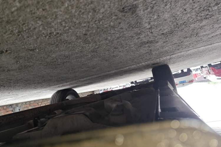 Used Buick Encore 2016 18T Automatic Two-Wheel Drive Urban Leading Edition Left Side Sill