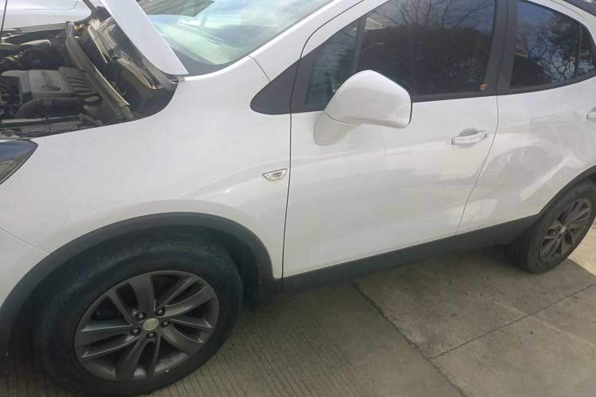 Used Buick Encore 2016 18T Automatic Two-Wheel Drive Urban Leading Edition Left Side