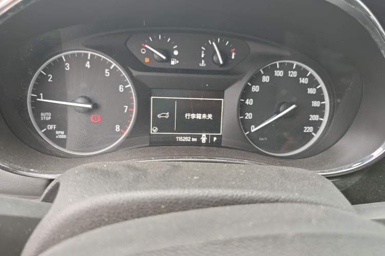 Used Buick Encore 2016 18T Automatic Two-Wheel Drive Urban Leading Edition Odometer Close Up