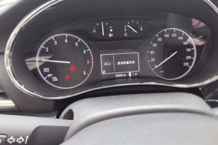 Used Buick Encore 2016 18T Automatic Two-Wheel Drive Urban Leading Edition Odometer Close Up