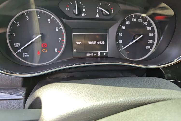 Used Buick Encore 2016 18T Automatic Two-Wheel Drive Urban Leading Edition Odometer Close Up