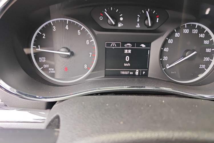 Used Buick Encore 2016 18T Automatic Two-Wheel Drive Urban Leading Edition Odometer Close Up