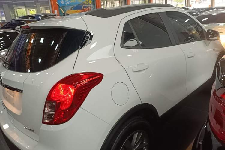 Used Buick Encore 2016 18T Automatic Two-Wheel Drive Urban Leading Edition Rear Right 45 Deg