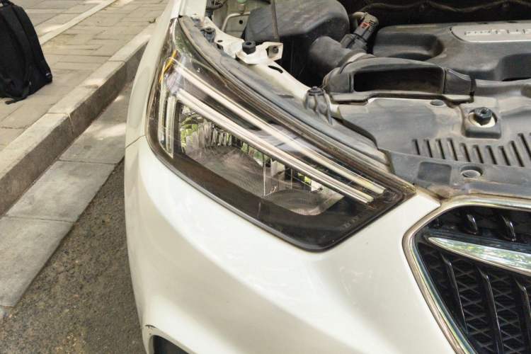 Used Buick Encore 2016 18T Automatic Two-Wheel Drive Urban Leading Edition Right Front Headlight