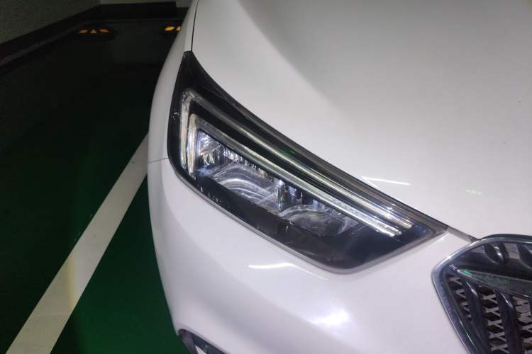 Used Buick Encore 2016 18T Automatic Two-Wheel Drive Urban Leading Edition Right Front Headlight