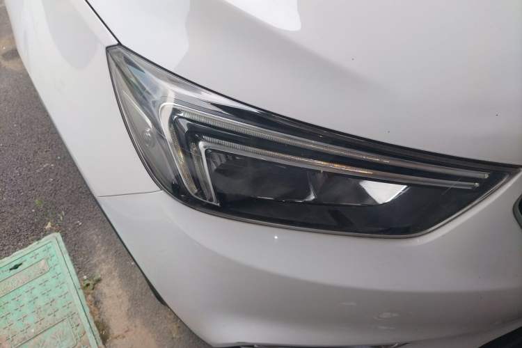 Used Buick Encore 2016 18T Manual Two-Wheel Drive Urban Advanced Model Right Front Headlight