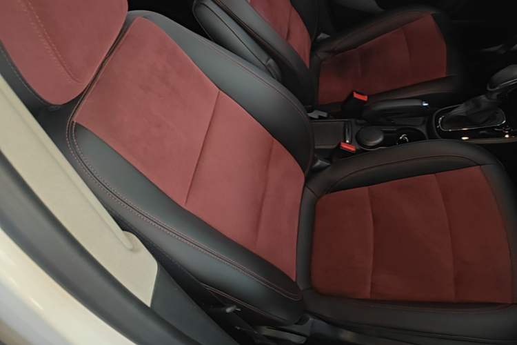 Used Buick Encore 2016 18T Automatic Two-Wheel Drive Urban Elite Model Right Front Seat
