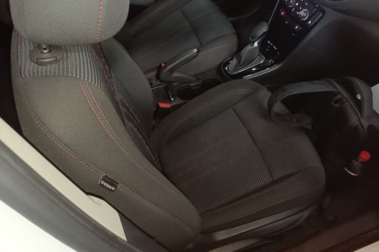 Used Buick Encore 2016 18T Automatic Two-Wheel Drive Urban Leading Edition Right Front Seat