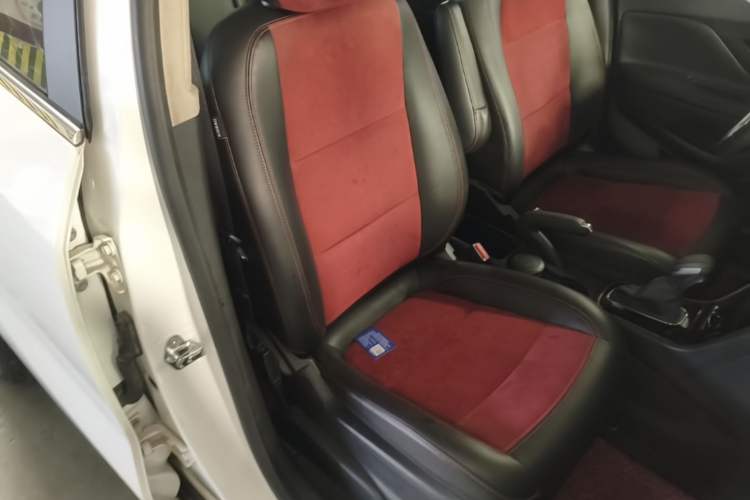 Used Buick Encore 2016 18T Automatic Two-Wheel Drive Urban Elite Model Right Front Seat