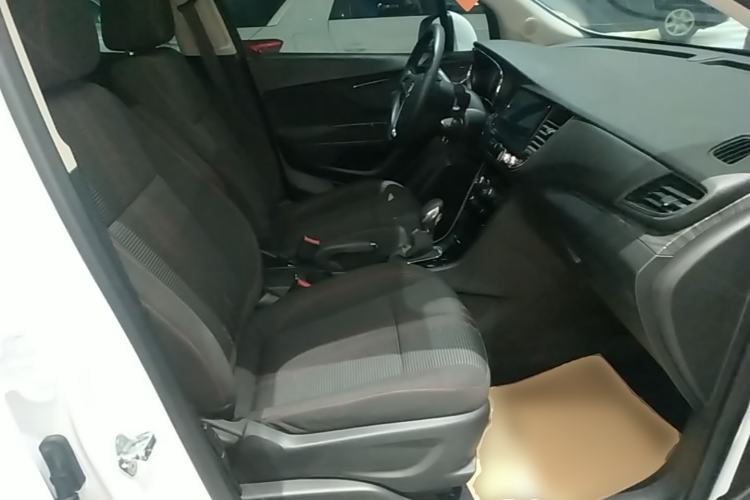 Used Buick Encore 2016 18T Automatic Two-Wheel Drive Urban Leading Edition Right Front Seat