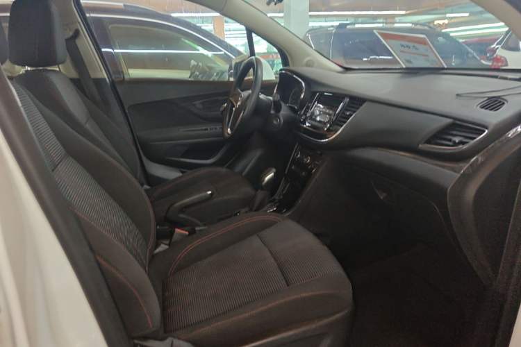 Used Buick Encore 2016 18T Automatic Two-Wheel Drive Urban Leading Edition Right Front Seat