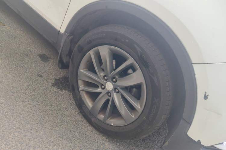 Used Buick Encore 2016 18T Automatic Two-Wheel Drive Urban Leading Edition Right Front Wheel Hub