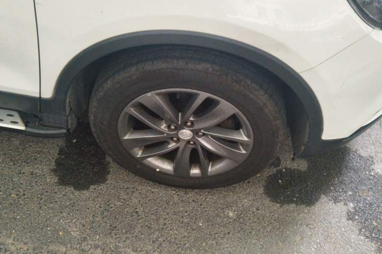 Used Buick Encore 2016 18T Automatic Two-Wheel Drive Urban Leading Edition Right Front Wheel Hub
