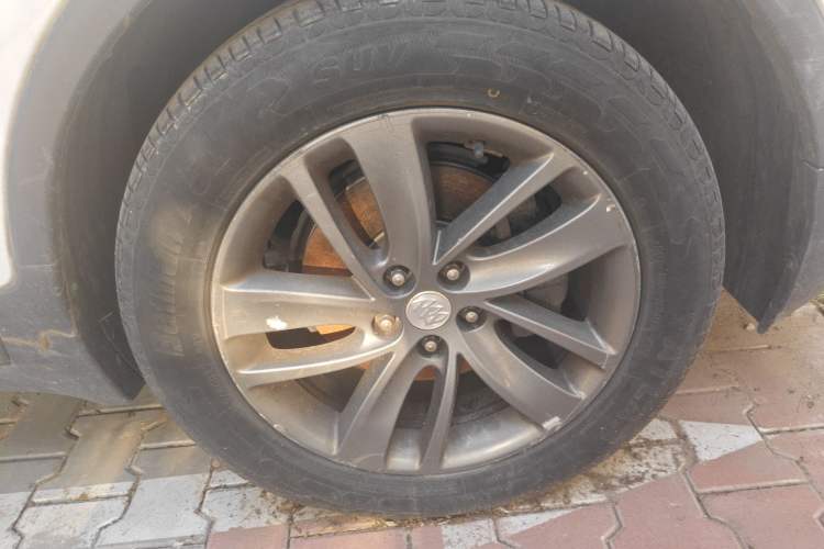 Used Buick Encore 2016 18T Manual Two-Wheel Drive Urban Advanced Model Right Front Wheel Hub