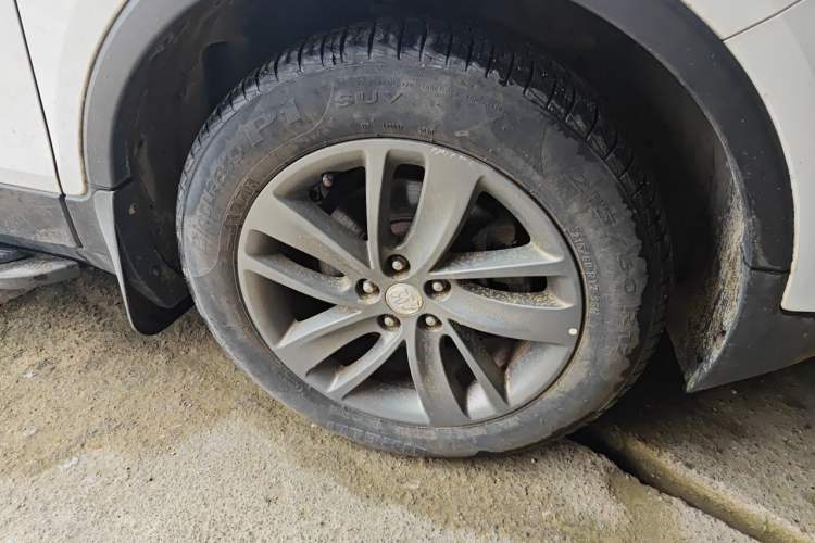 Used Buick Encore 2016 18T Automatic Two-Wheel Drive Urban Leading Edition Right Front Wheel Hub