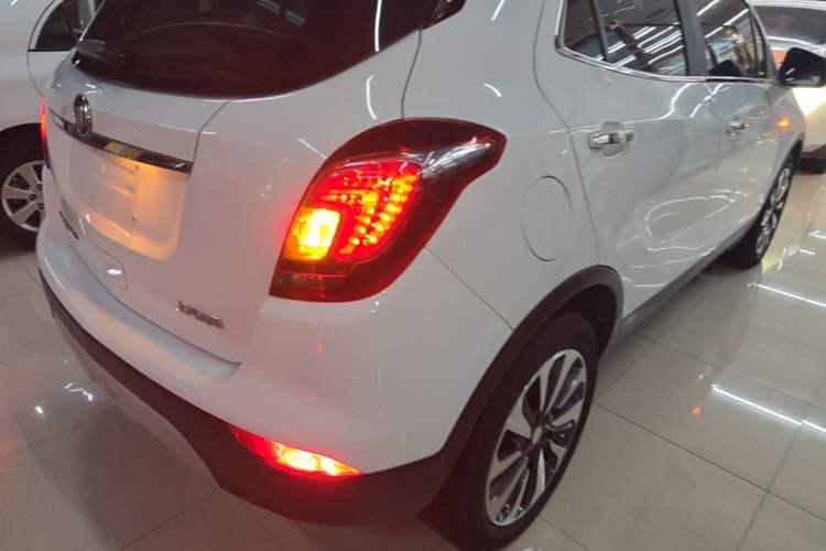Used Buick Encore 2016 18T Automatic Two-Wheel Drive Urban Elite Model Right Rear Taillight