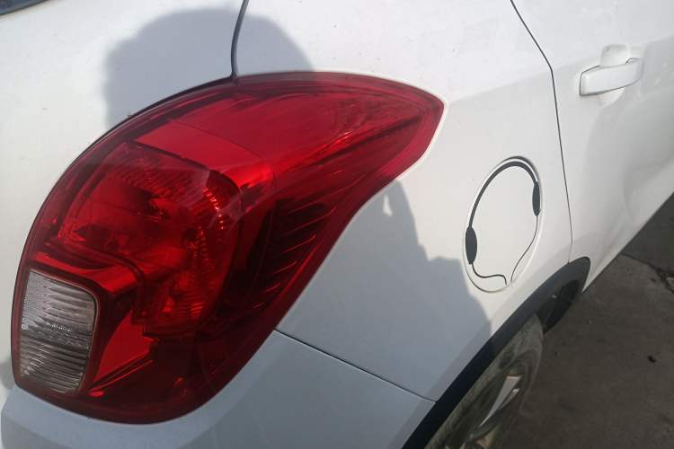 Used Buick Encore 2016 18T Automatic Two-Wheel Drive Urban Leading Edition Right Rear Taillight