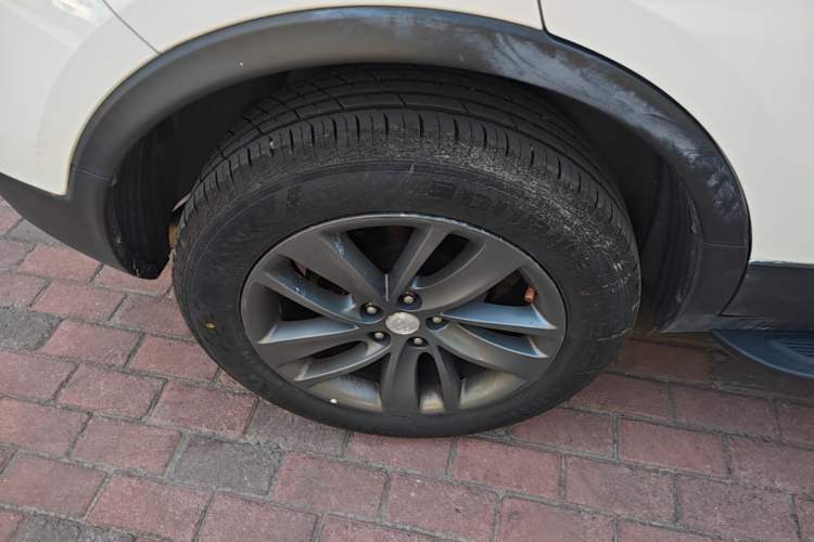 Used Buick Encore 2016 18T Automatic Two-Wheel Drive Urban Leading Edition Right Rear Wheel Hub