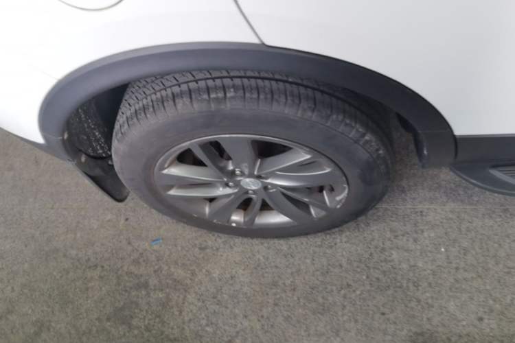 Used Buick Encore 2016 18T Automatic Two-Wheel Drive Urban Leading Edition Right Rear Wheel Hub