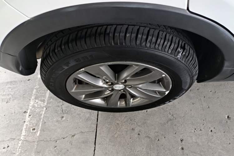 Used Buick Encore 2016 18T Automatic Two-Wheel Drive Urban Leading Edition Right Rear Wheel Hub