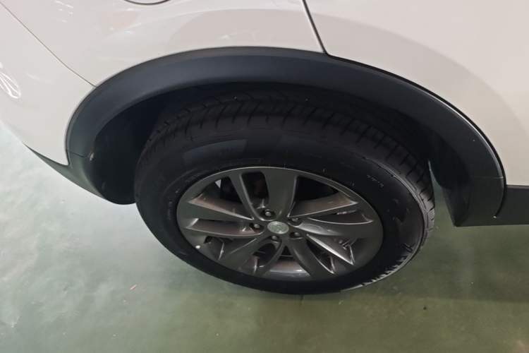 Used Buick Encore 2016 18T Automatic Two-Wheel Drive Urban Leading Edition Right Rear Wheel Hub
