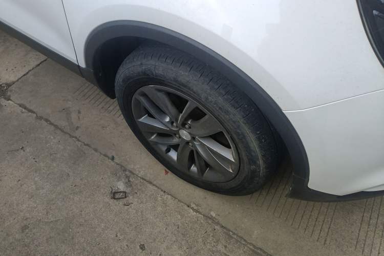 Used Buick Encore 2016 18T Automatic Two-Wheel Drive Urban Leading Edition Right Rear Wheel Hub