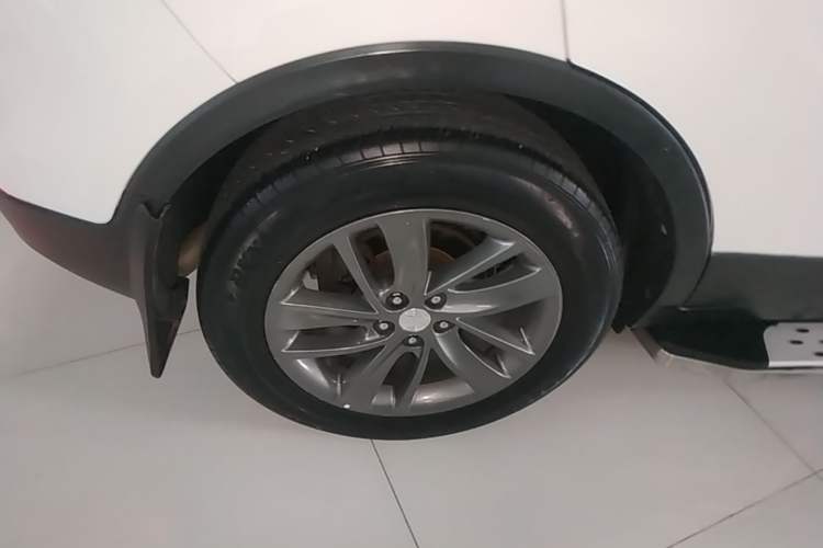 Used Buick Encore 2016 18T Automatic Two-Wheel Drive Urban Leading Edition Right Rear Wheel Hub