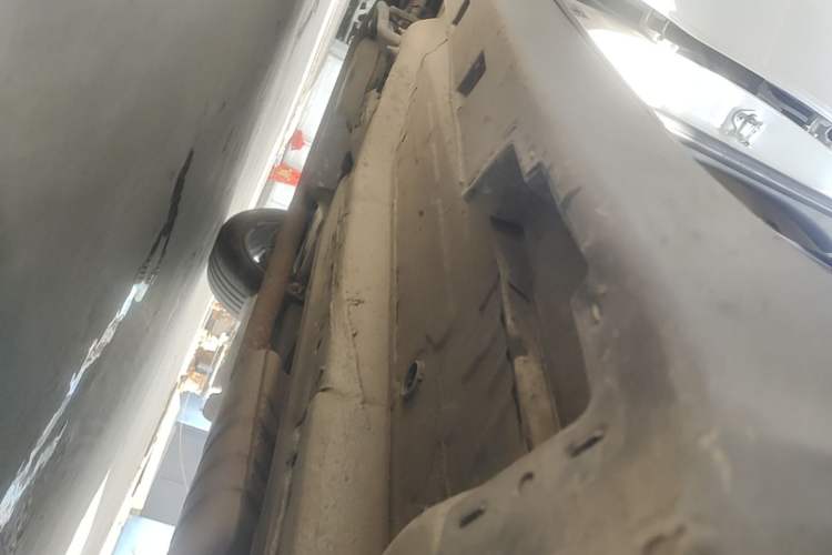 Used Buick Encore 2016 18T Manual Two-Wheel Drive Urban Advanced Model Right Side Sill