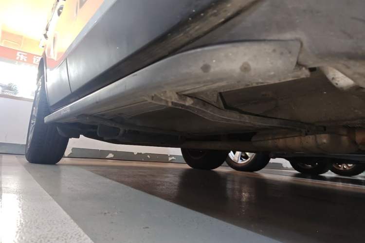 Used Buick Encore 2016 18T Automatic Two-Wheel Drive Urban Leading Edition Right Side Sill
