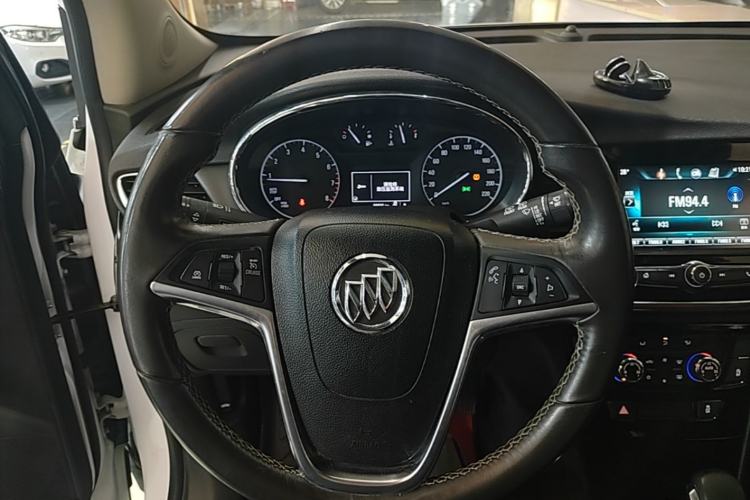 Used Buick Encore 2016 18T Automatic Two-Wheel Drive Urban Elite Model Steering Wheel