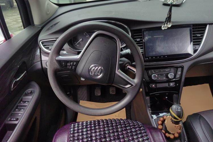 Used Buick Encore 2016 18T Manual Two-Wheel Drive Urban Advanced Model Steering Wheel