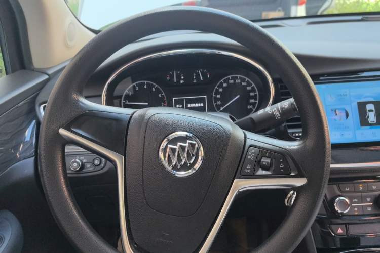 Used Buick Encore 2016 18T Automatic Two-Wheel Drive Urban Leading Edition Steering Wheel